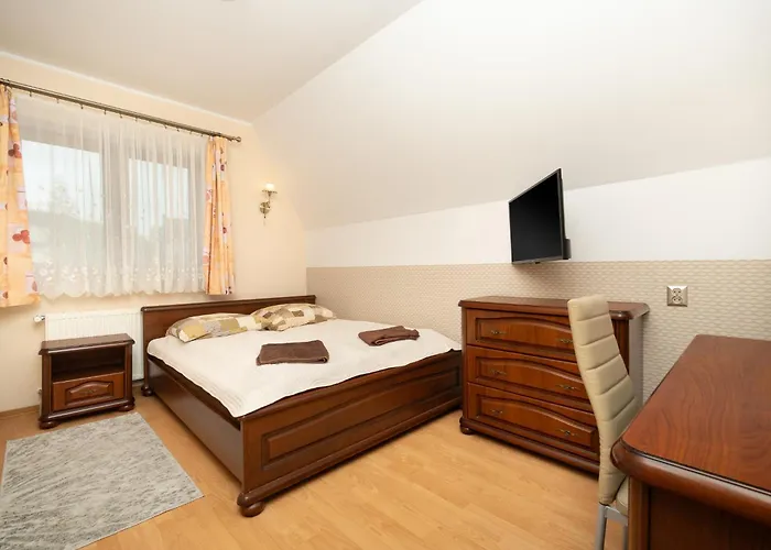 Czarny Potok Lux זקופאנה